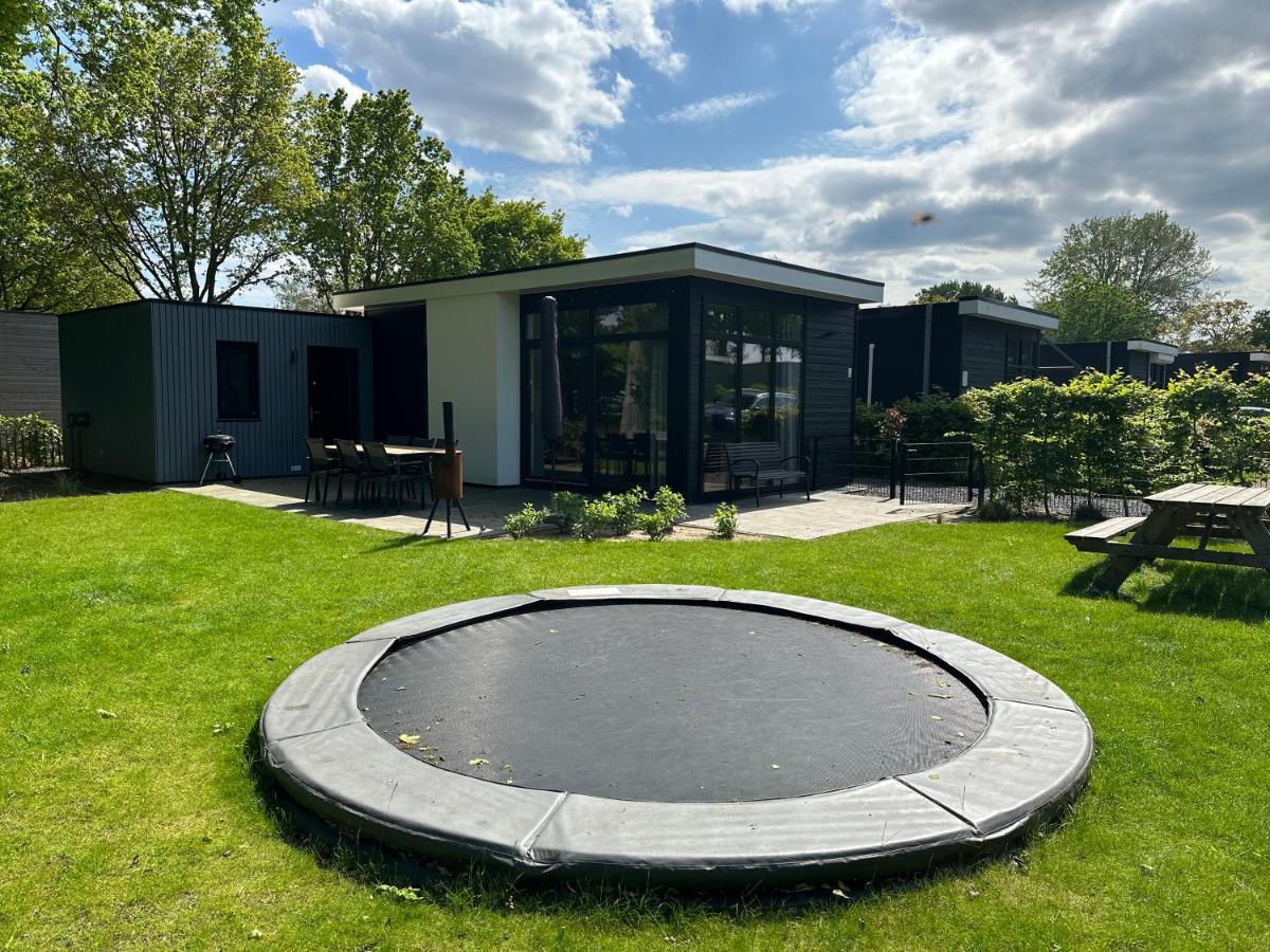 Badhoophuizen 6-Per Bungalow Veluwemeer Trampoline Hulshorst Exterior photo